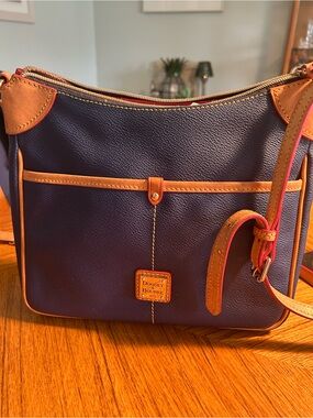 New Dooney & Bourke Navy with Tan Trim Crossbody Bag
